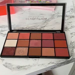 Revolution Reloaded Neutrals 2 Palette